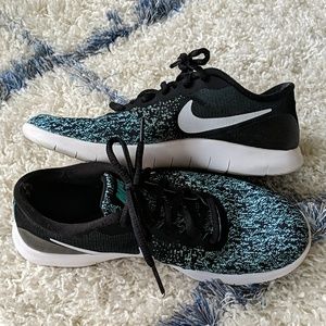 Nike Flex Contact Running Shoes